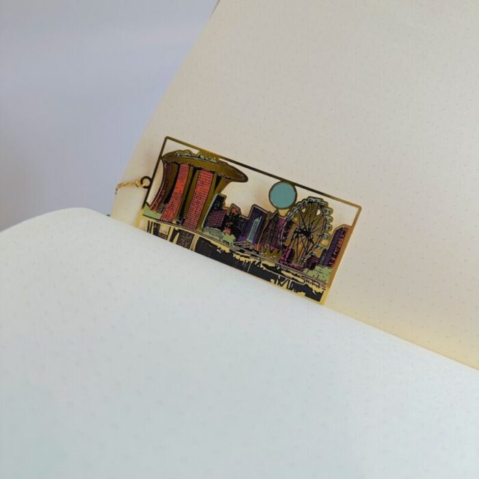 metal bookmark marina cityscape 240708113142